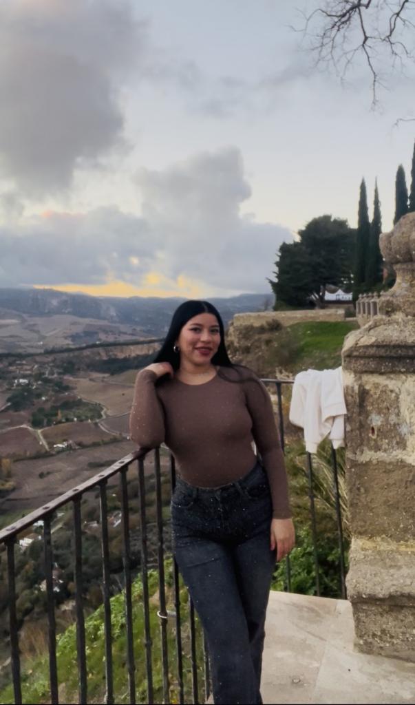 Chica busca chico en Cádiz: 