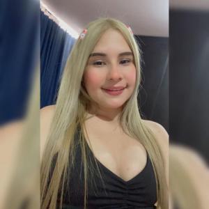 661677832: Chica busca chico en Navarra