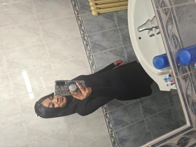 643047642: Chica busca chico en Zaragoza