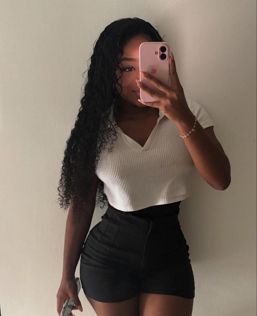 Chica busca chico en Almería: 