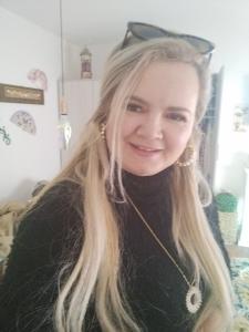 Chica busca chico en Almería: 