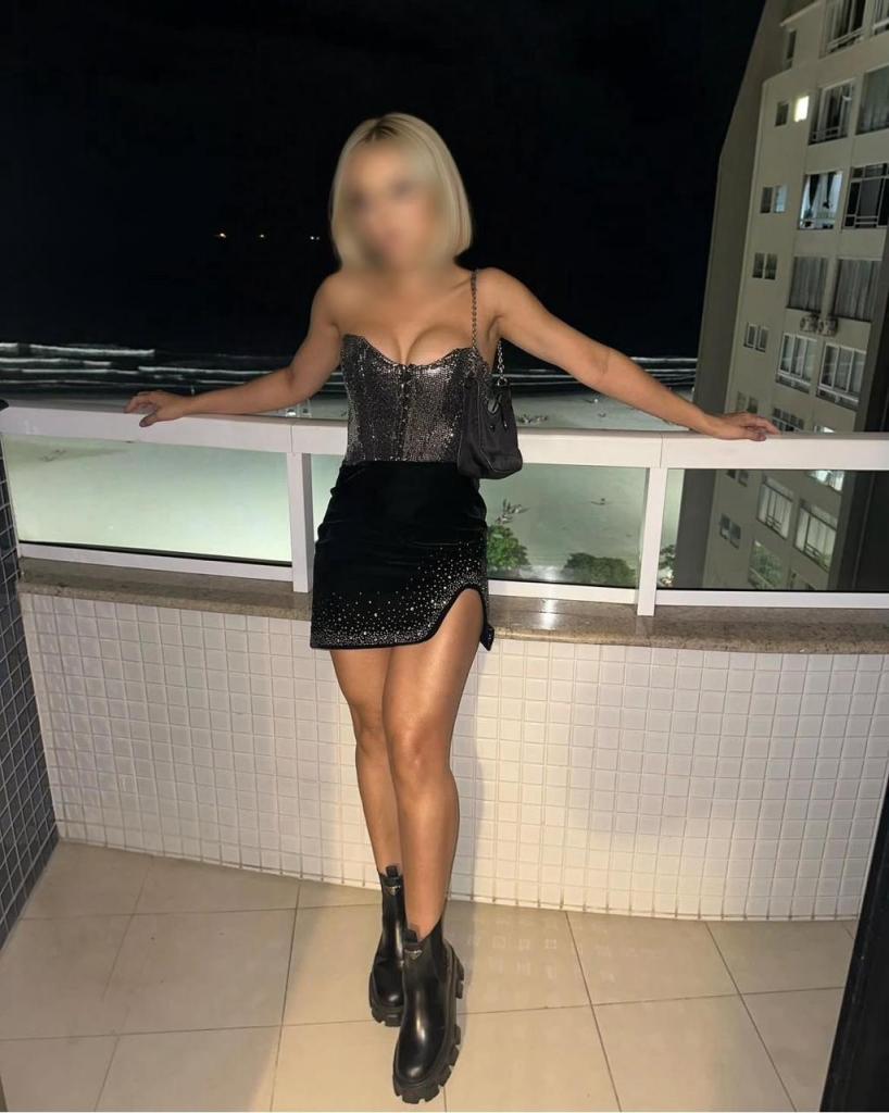 Chica busca chico en Sevilla: Chica busca chico