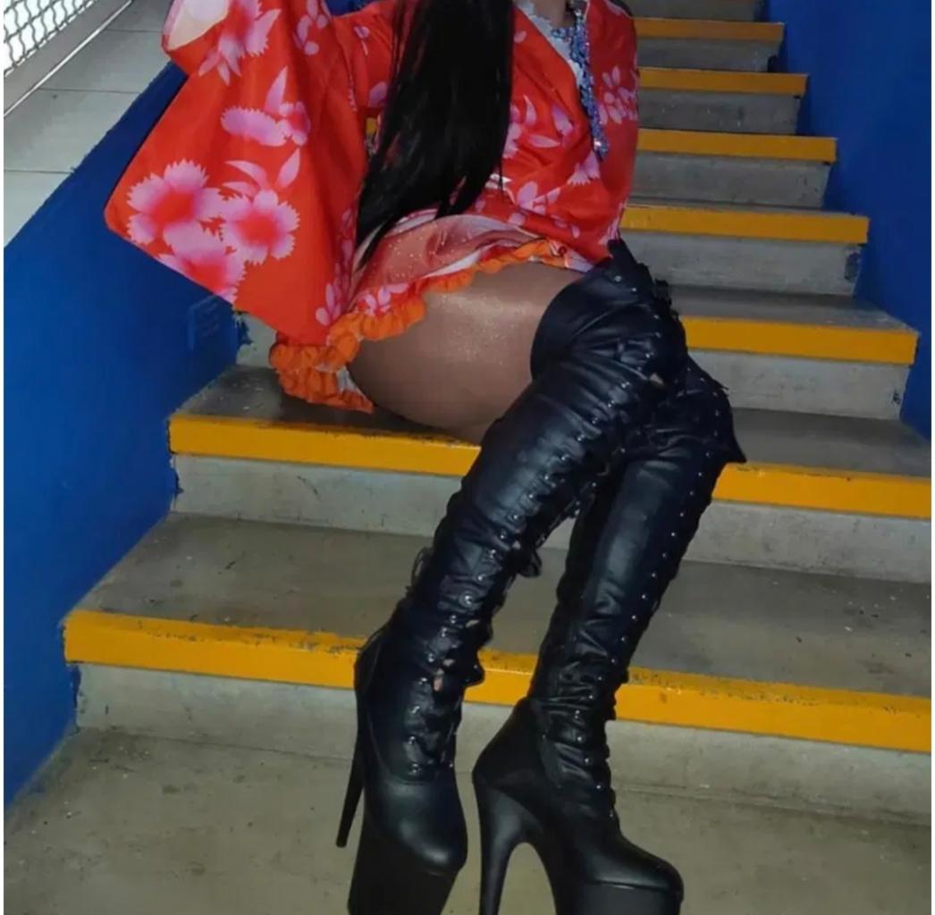 Chica busca chico en Alicante: 