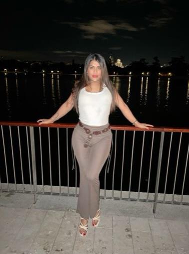 600874211: Travesti en Barcelona