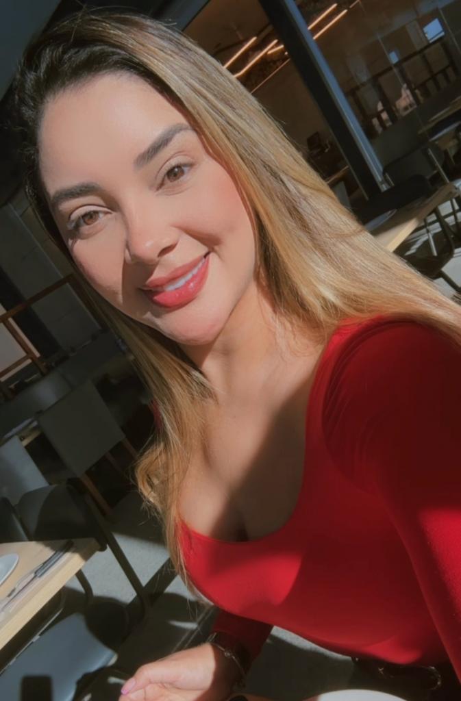 Chica busca chico en Alicante: 