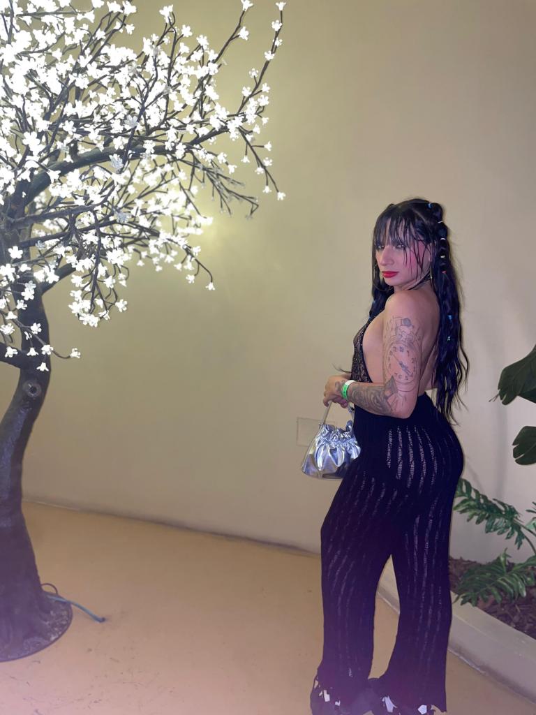 610863079: Transexual en Mallorca