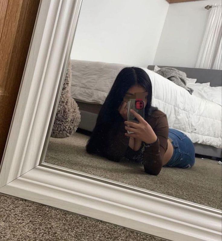 Chica busca chico en Cádiz: 