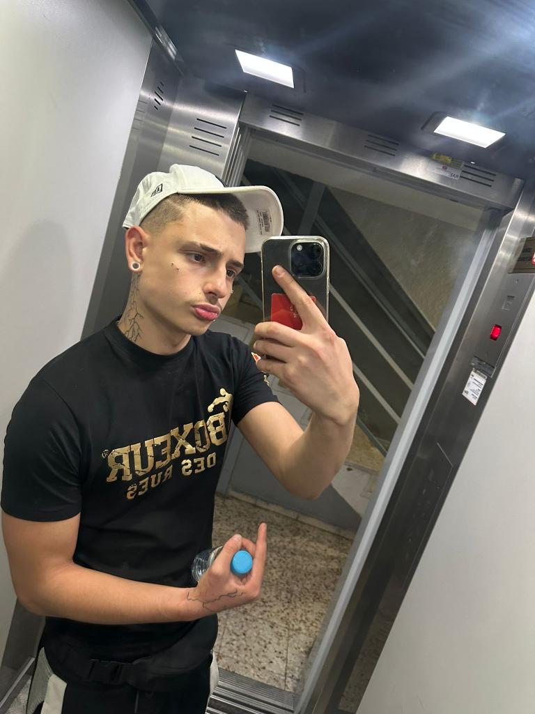 Chico busca chica en Madrid: 