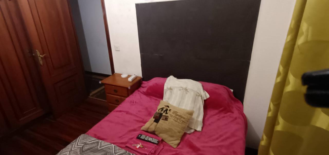 Chica busca chico en La Coruña: 