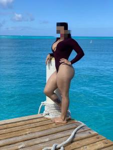 Chica busca chico en Cádiz: 