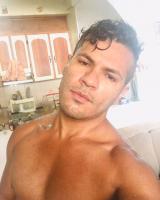 643815293: Chico busca chica en Badajoz