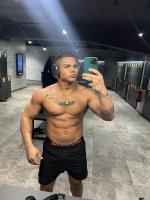 695032626: Chico busca chica en Barcelona