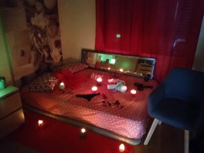 642530650: Chica busca chico en Madrid