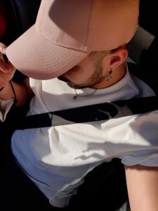 643155179: Chico busca chica en Barcelona