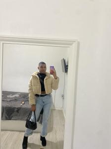 Chico busca chica en Barcelona: 