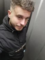 665058018: Chico busca chica en Málaga