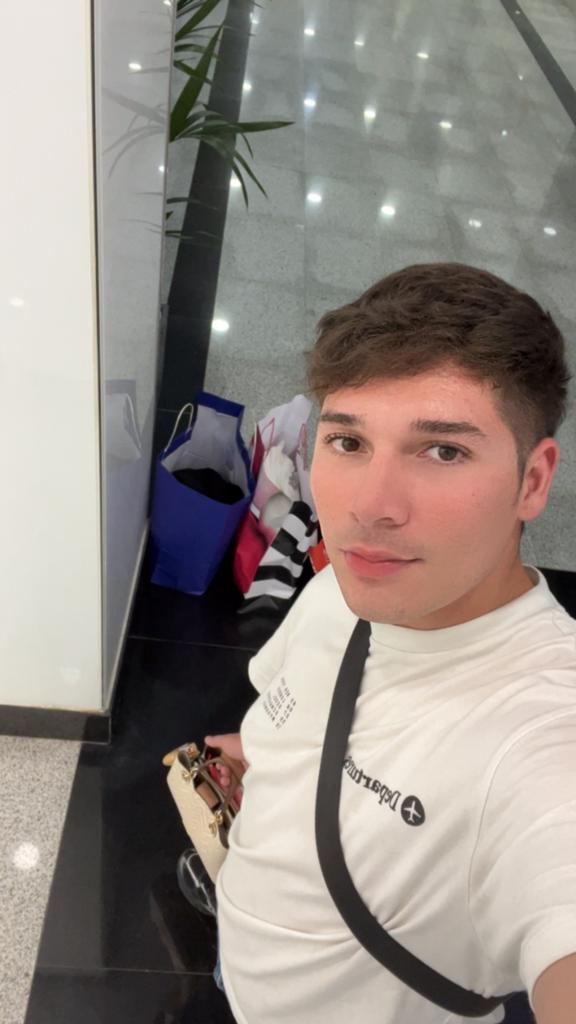 682637853: Chico busca chica en Madrid