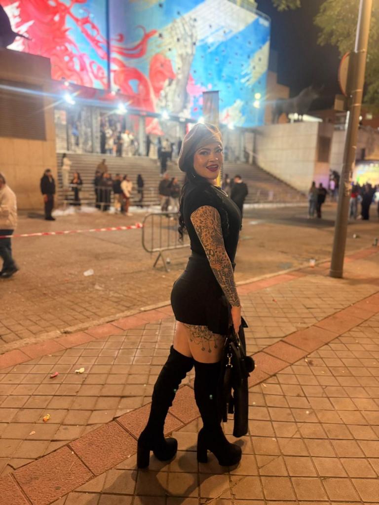 641976374: Chica busca chico en Madrid