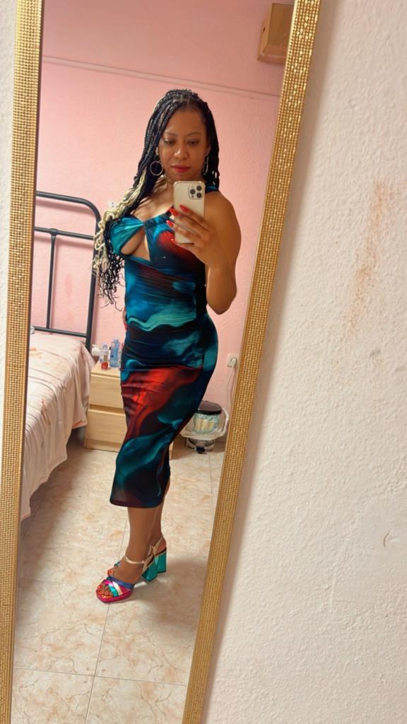 Chica busca chico en Almería: 