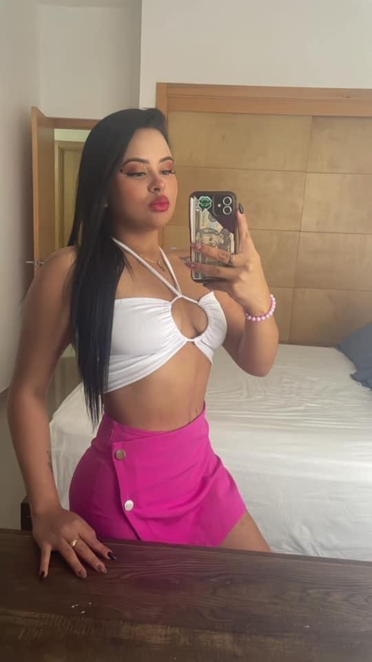 Chica busca chico en Cádiz: 