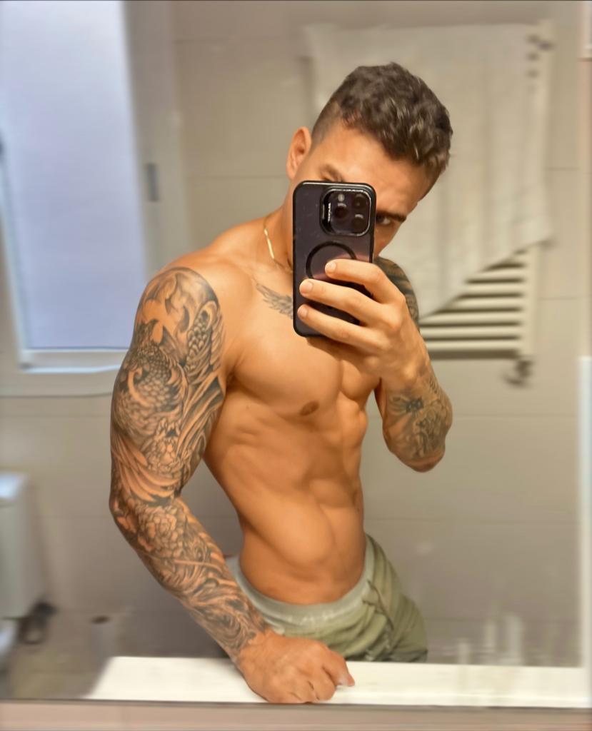 Chico busca chica en Murcia: 