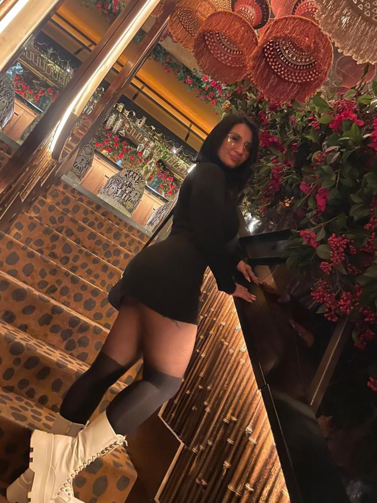 Chica busca chico en Madrid: 