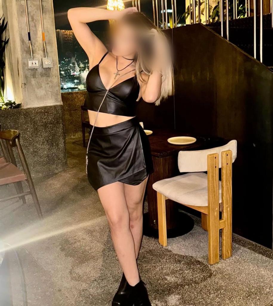 643743756: Chica busca chico en Navarra