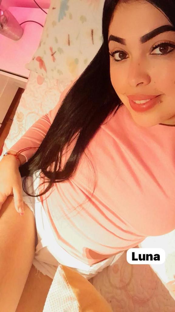 Chica busca chico en Cádiz: 