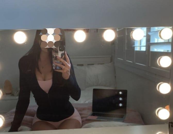 632108040: Chica busca chico en Sevilla