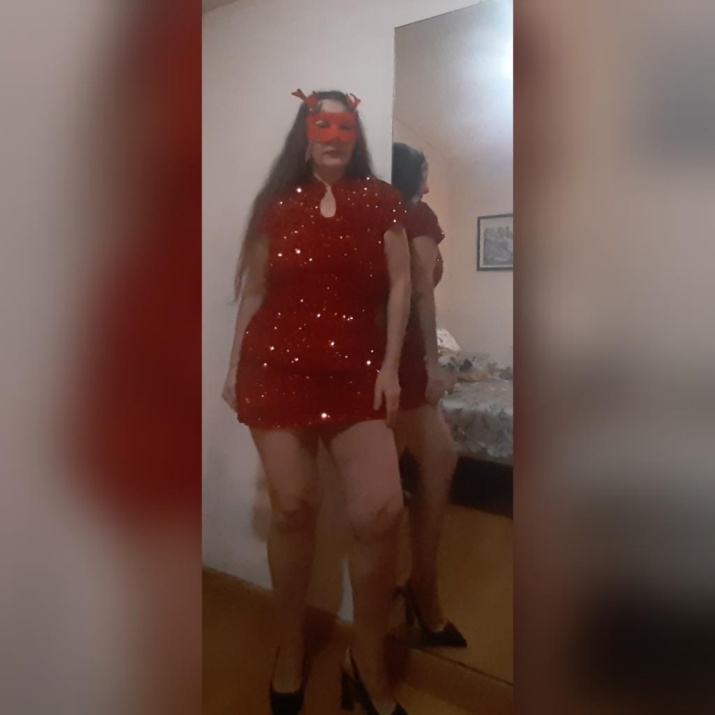 Chica busca chico en Málaga: Chica busca chico