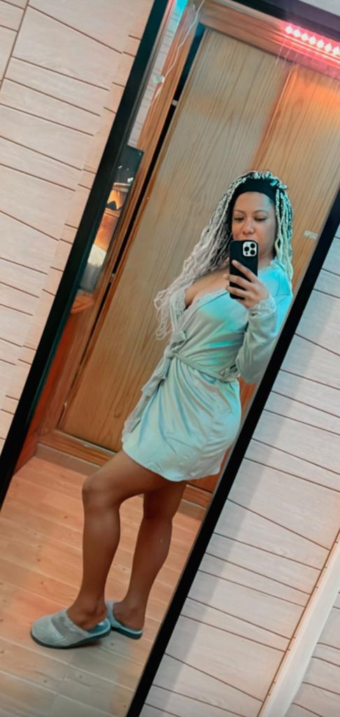 Chica busca chico en Almería: 