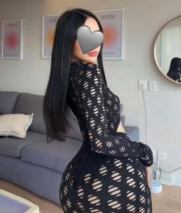 631460493: Chica busca chico en Málaga