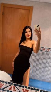 694286258: Chica busca chico en Barcelona