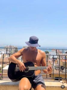 674818055: Chico busca chica en Mallorca