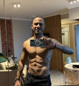 637035625: Chico busca chica en Madrid