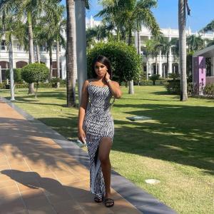 685225753: Chica busca chico en Granada