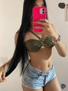631729637: Chica busca chico en Málaga