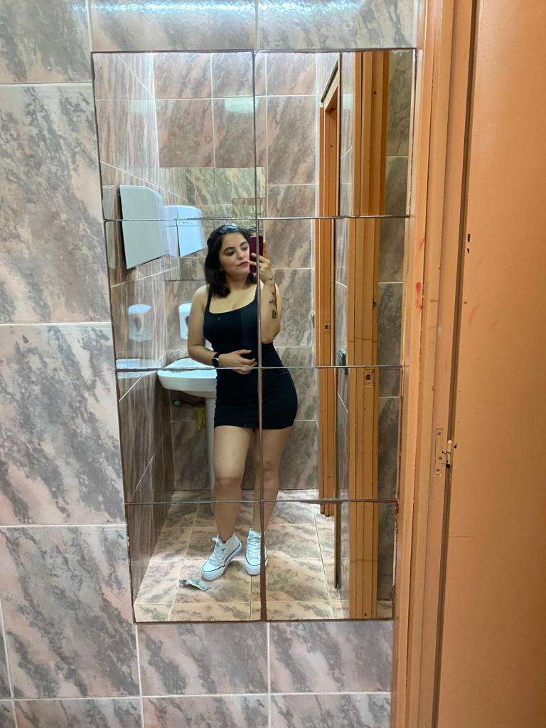 631410375: Chica busca chico en Tarragona