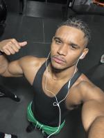 647939467: Chico busca chica en Madrid