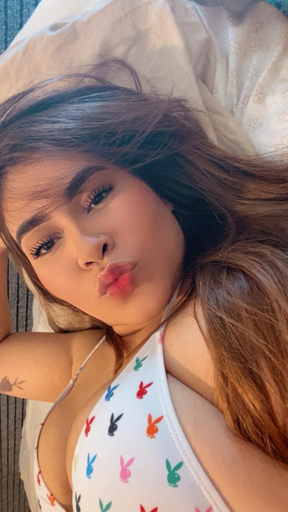 695644357: Chica busca chico en Albacete