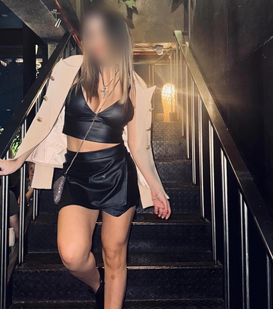 643743756: Chica busca chico en Navarra