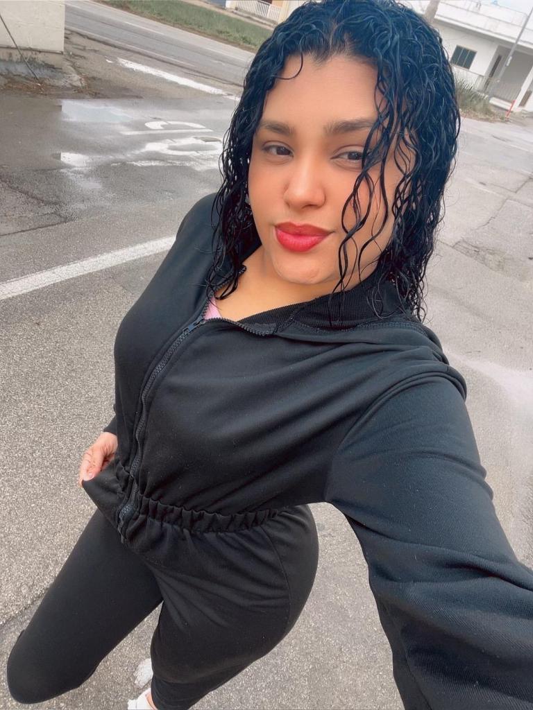 627574249: Chica busca chico en Madrid