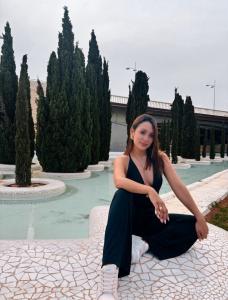 613766053: Chica busca chico en Madrid