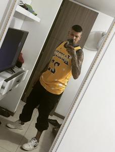 Chico busca chica en Alicante: 