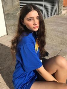 675033699: Chica busca chico en Madrid