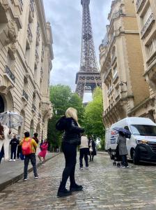 602176315: Chica busca chico en Gerona