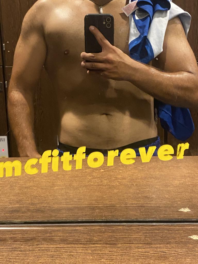 Chico busca chica en Málaga: 