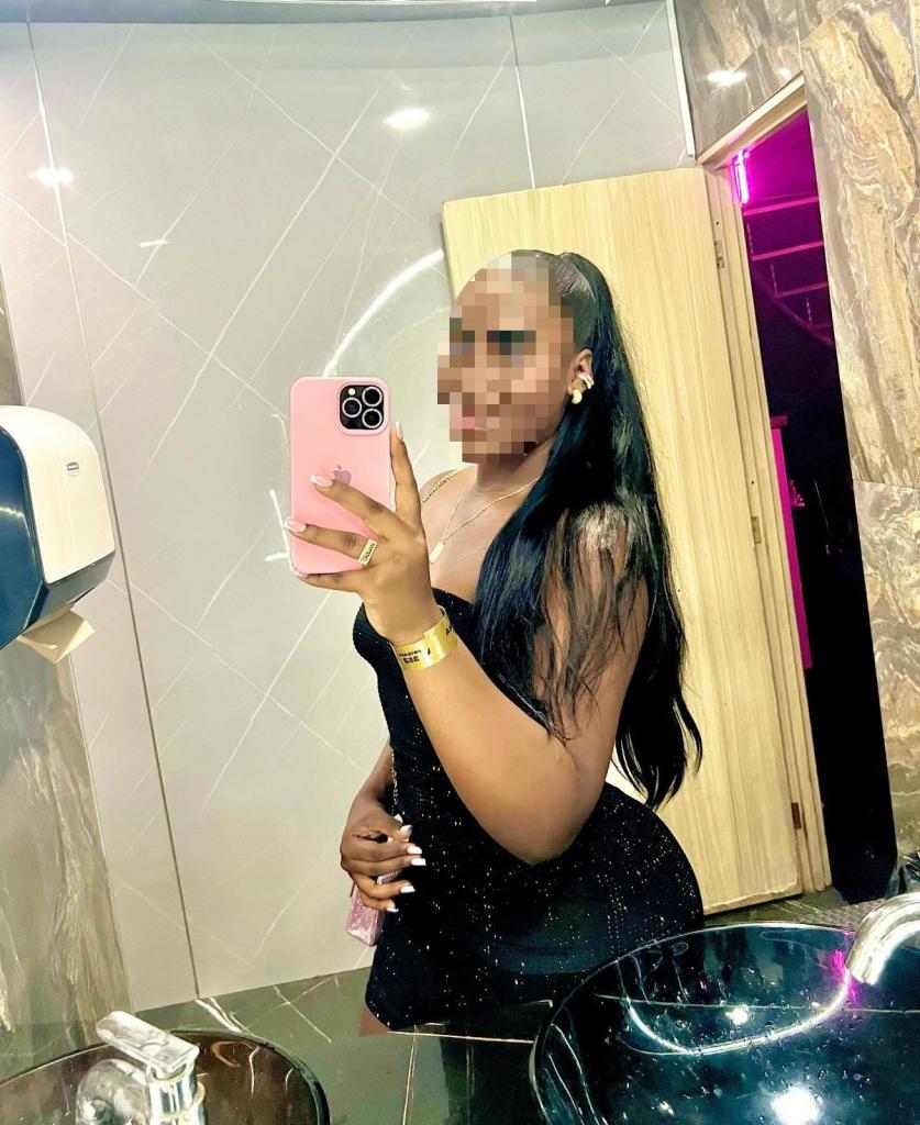 637803403: Chica busca chico en Madrid