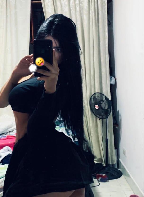 Chica busca chico en Cádiz: 