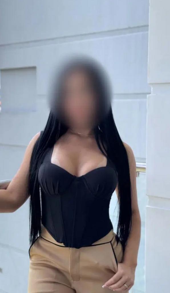 Chica busca chico en Granada: 